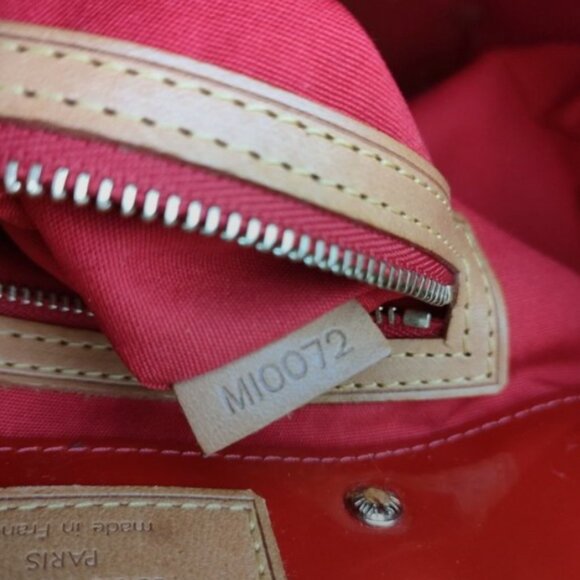 CLOSET CLEAR OUT Authentic Louis Vuitton Bag Reade PM - Picture 6 of 8